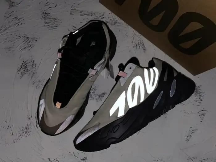 Cheap Kickmax Adidas Yeezy Boost 700 MNVN Bone FY3729 0131