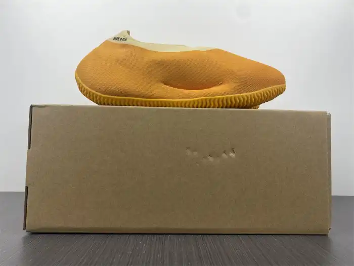 Rep Kickmax Adidas Yeezy Knit RNR Sulfur GW5353 0131