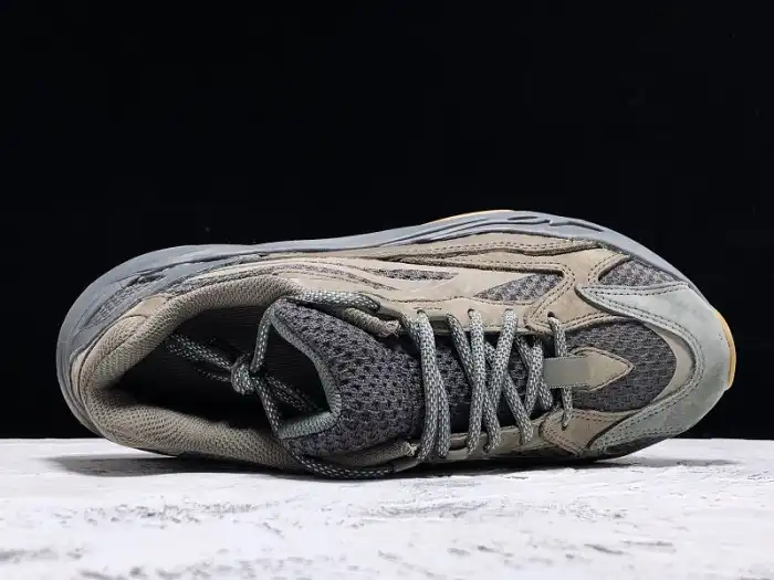 Cheap Kickmax Adidas Yeezy Boost 700 v2 Geode EG6860 0127