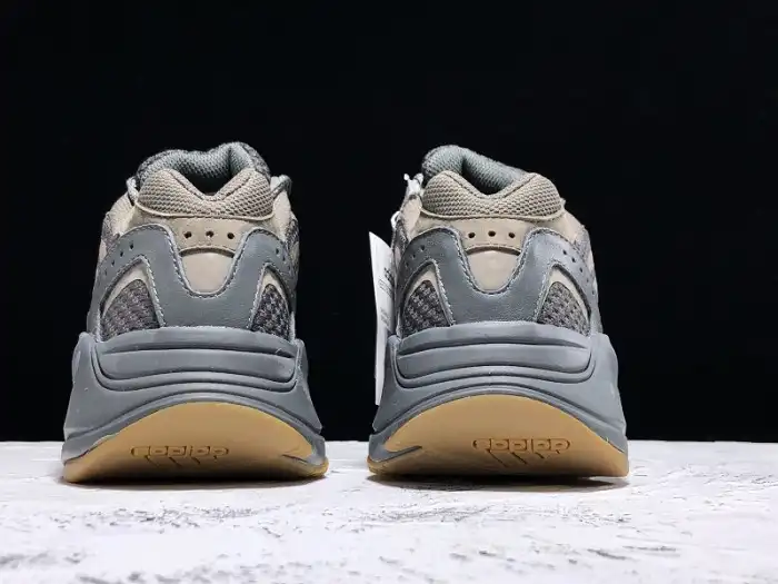 Cheap Kickmax Adidas Yeezy Boost 700 v2 Geode EG6860 0127