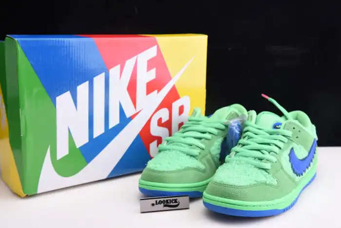 Cheap Kickmax Grateful Dead x Nike SB Dunk Low Green Bear CJ5378-300 0206