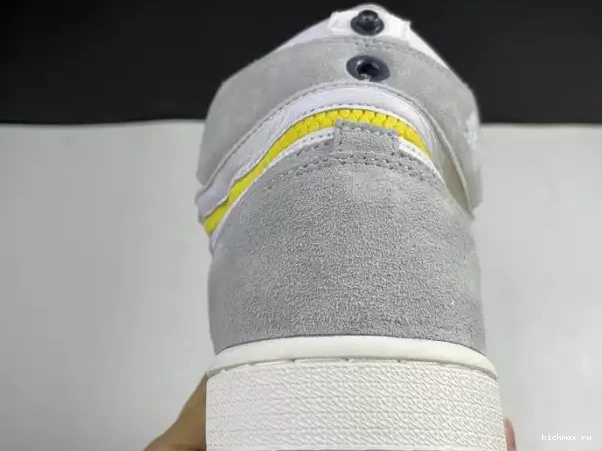Rep Kickmax Smoke Switch Light 1 CW6576-100 High Air Jordan 0321