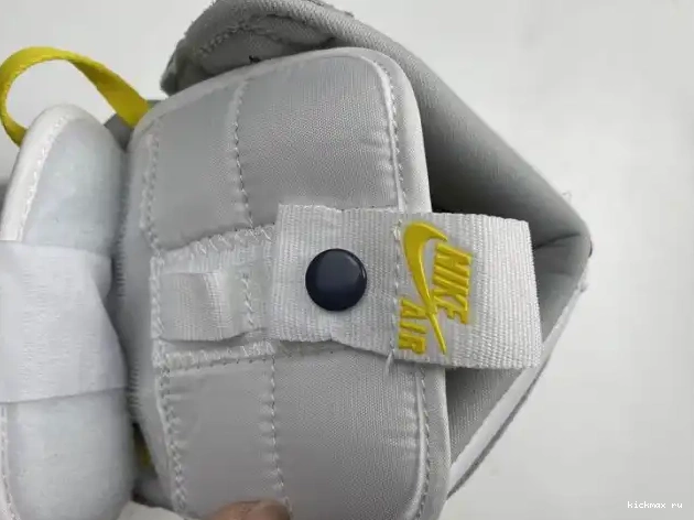 Rep Kickmax Smoke Switch Light 1 CW6576-100 High Air Jordan 0321