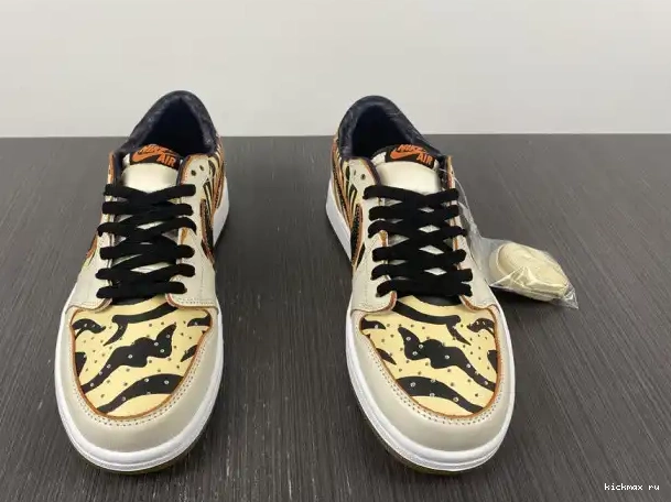 Cheap Kickmax DH6932-100 of the Year Low Air Jordan Tiger OG 1 0317